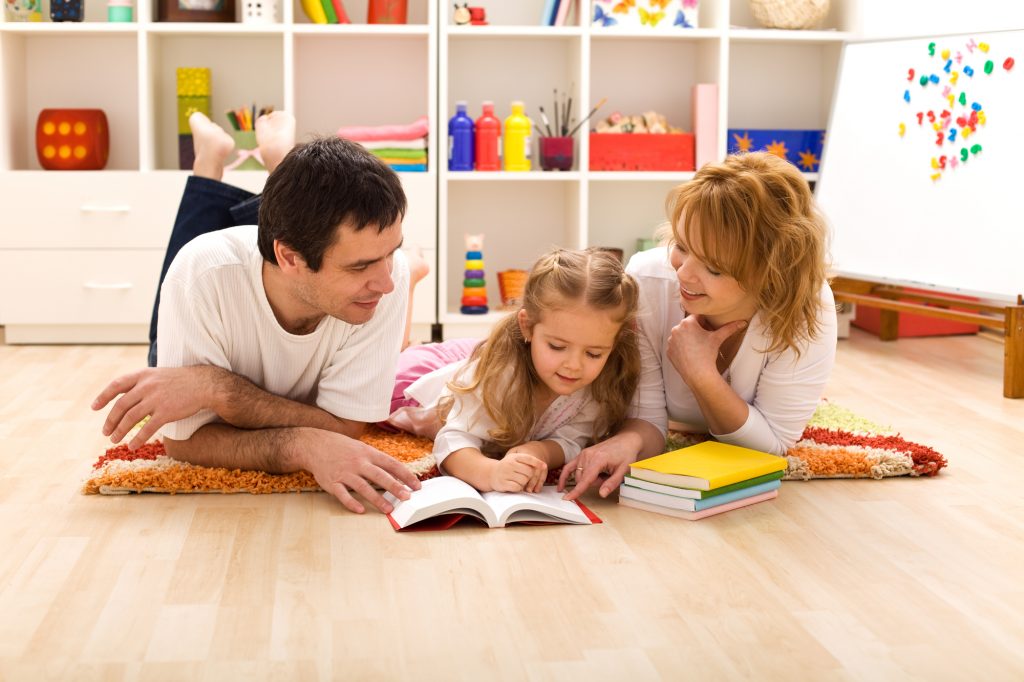 Практичні поради для батьків про навчання вдома від дитячої та сімейної психологині Світлани Ройз